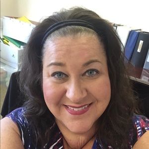 Meet your Posher, Jeannine